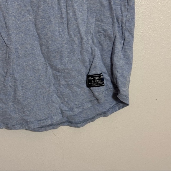 Abercrombie & Fitch Men Blue Casual Tee size Small. - Picture 3 of 8